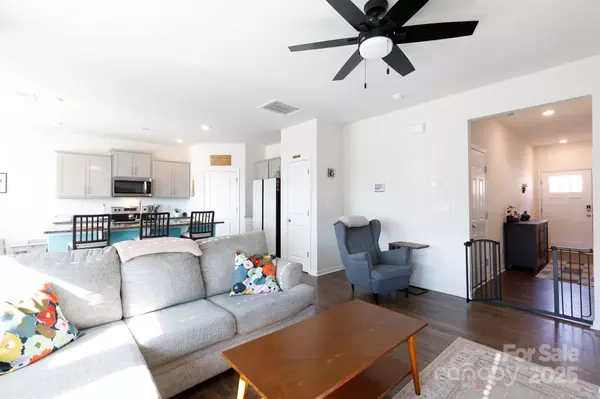 York, SC 29745,292 Court House AVE