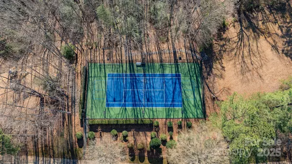 Sherrills Ford, NC 28673,8870 Braxton DR