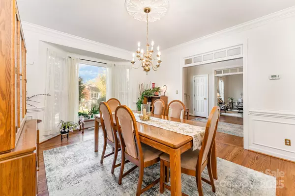 Charlotte, NC 28269,5105 Downing Creek DR