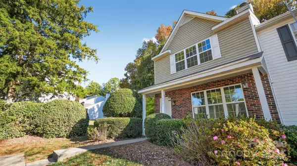 Charlotte, NC 28269,5921 Cougar LN