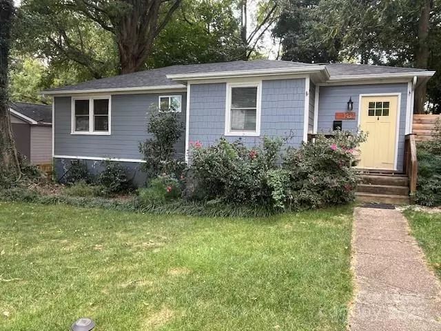 Charlotte, NC 28205,1432 Winston DR