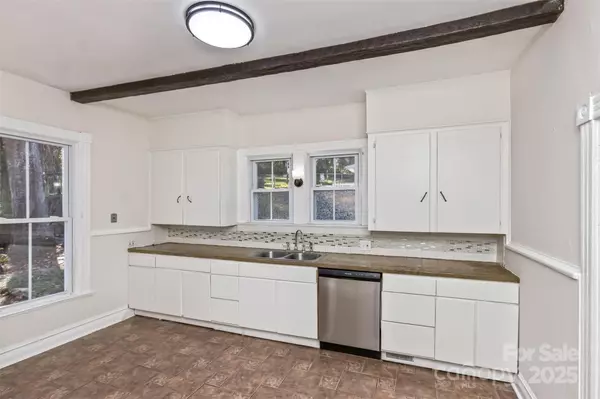 Canton, NC 28716,195 Terrace DR