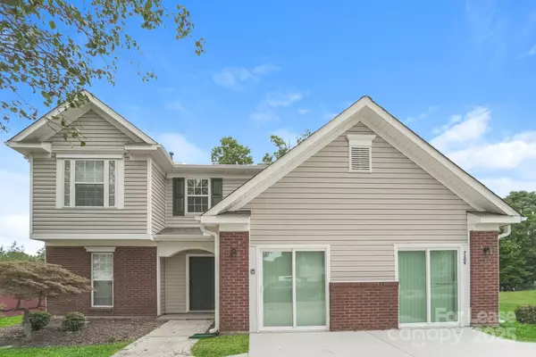 Charlotte, NC 28213,7209 Emden CT