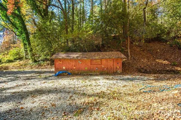 Sapphire, NC 28774,18748 Rosman HWY