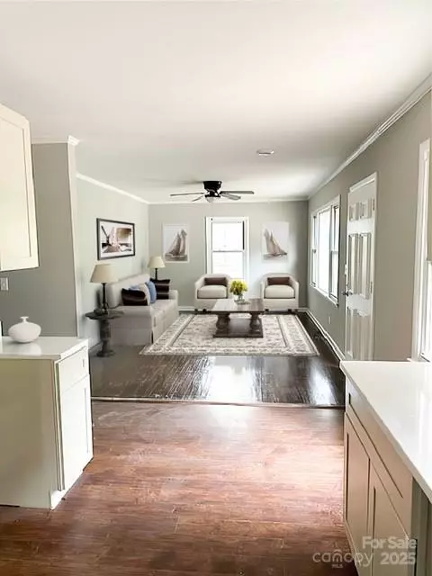 322 S Ransom ST, Gastonia, NC 28052