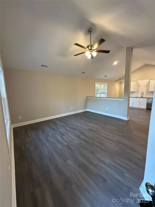 Concord, NC 28027,84 Highland AVE SW