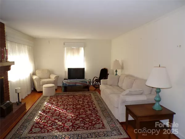 Mount Gilead, NC 27306,506 Hearne Farm RD