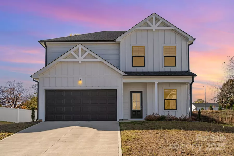 114 Silverwood CT, Mooresville, NC 28115