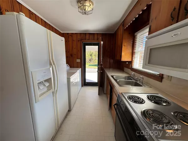 Mount Holly, NC 28120,1528 Lane RD