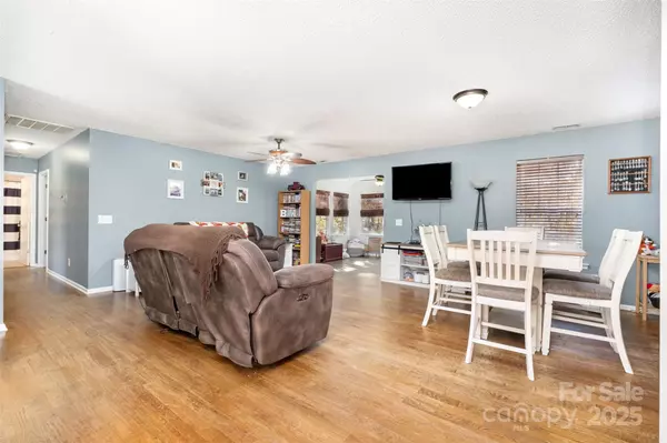 Lincolnton, NC 28092,1405 Willow Ridge RD