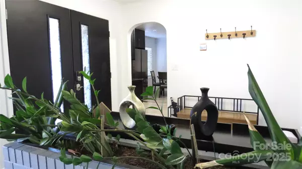 Albemarle, NC 28001,2104 Hillcrest AVE