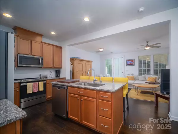 Charlotte, NC 28278,9547 Glenburn LN