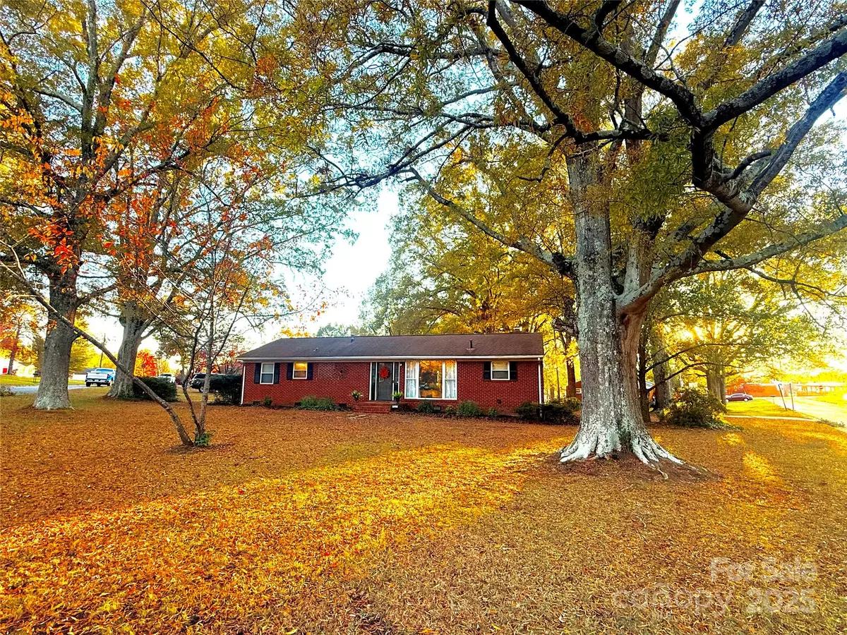 Kings Mountain, NC 28086,527 Katherine AVE