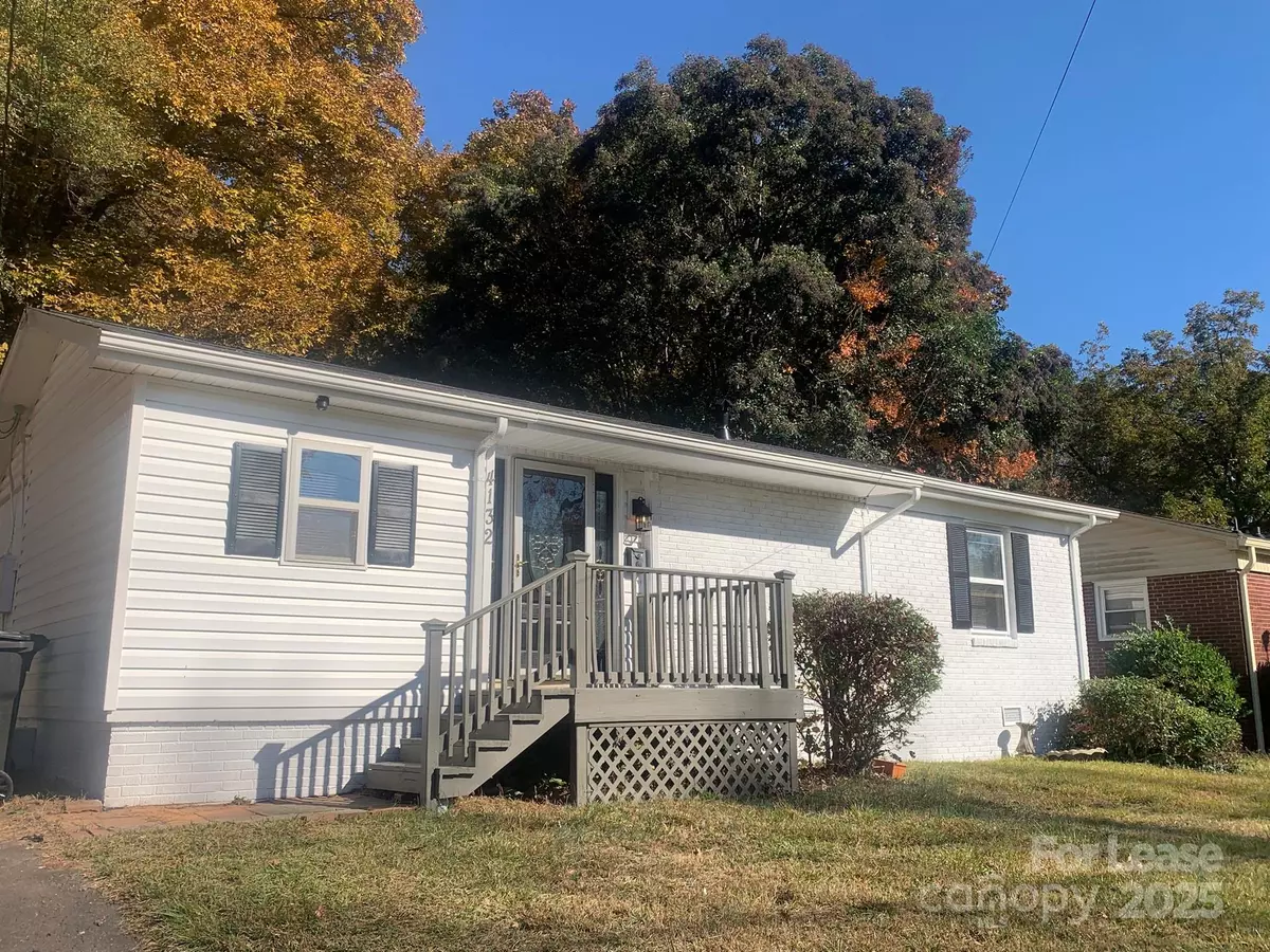 Charlotte, NC 28208,4132 Blenhein RD