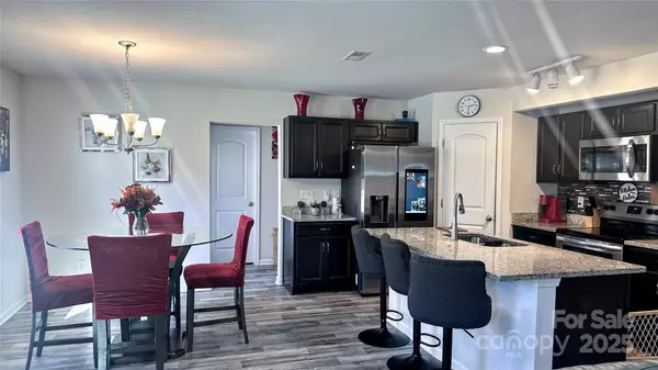 Grover, NC 28073,102 Roseborough RD