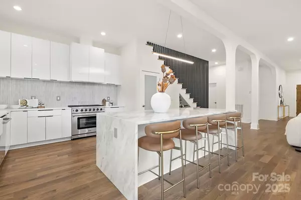 2414 E 7th ST, Charlotte, NC 28204