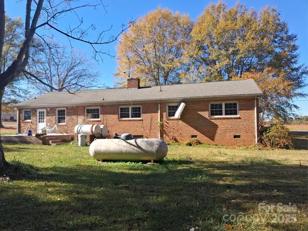 Mooresboro, NC 28114,2833 Camp Creek Church RD