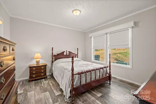 Morganton, NC 28655,114 Curtis ST