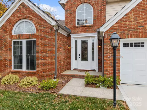 Davidson, NC 28036,102 Lake Davidson CIR