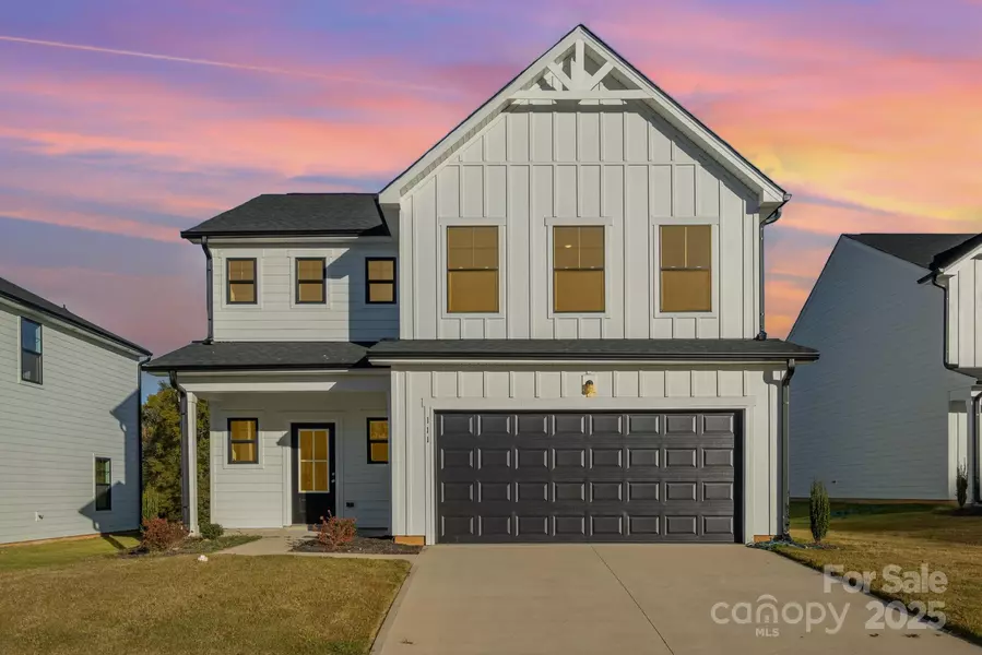 111 Silverwood CT, Mooresville, NC 28115
