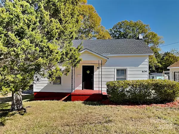 404 E Mills AVE, Mooresville, NC 28115