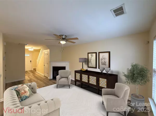 Charlotte, NC 28213,10012 University Park LN