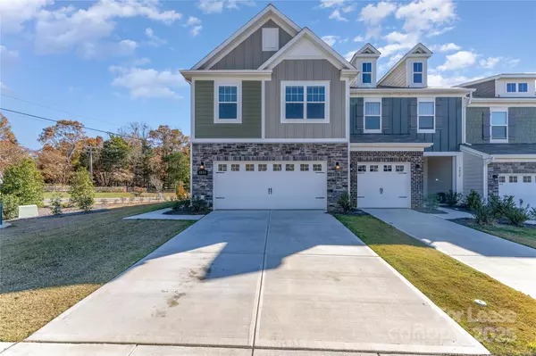 Charlotte, NC 28269,2034 Highland Park DR