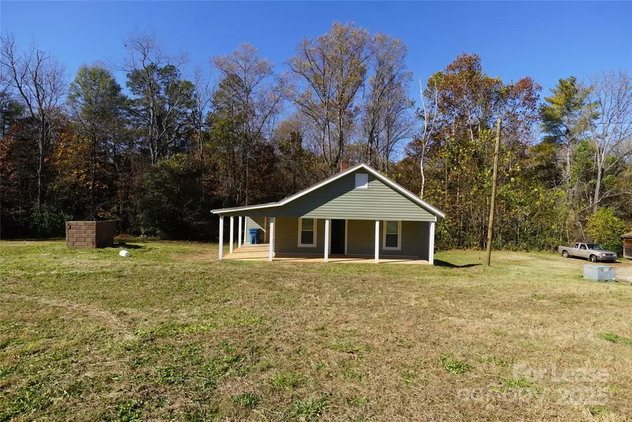 146 Fairway AVE, Hudson, NC 28638