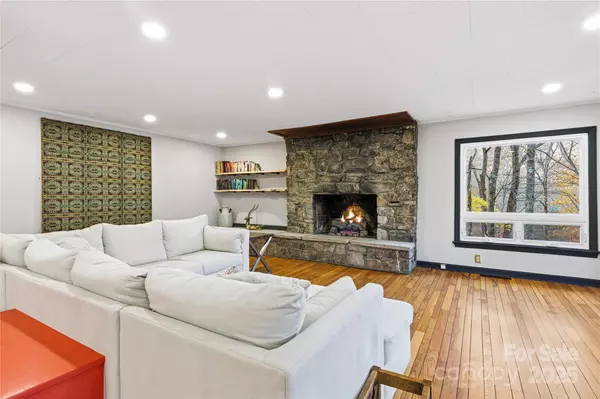 Maggie Valley, NC 28751,1373 Dogwood DR