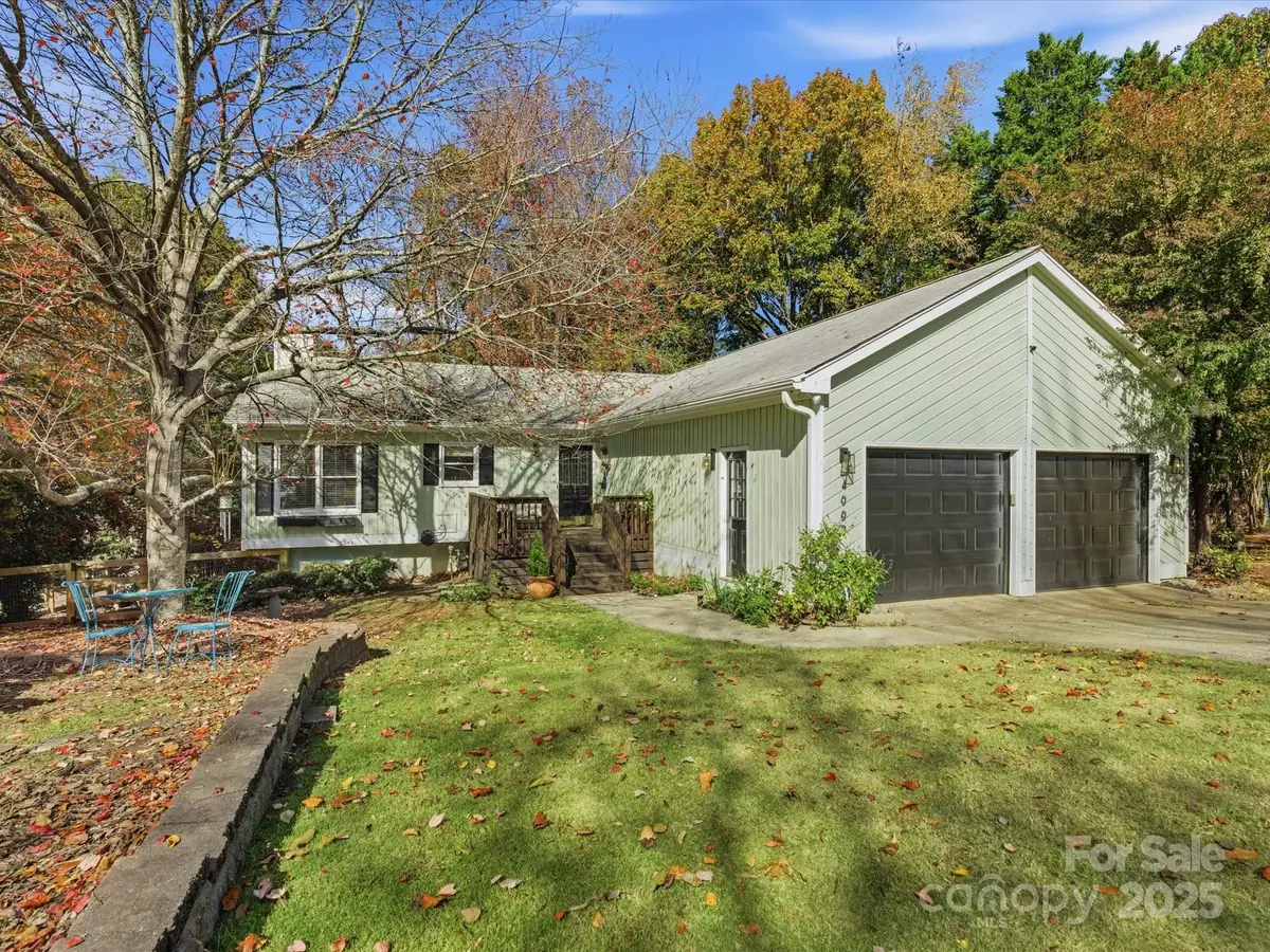 Fort Mill, SC 29708,4002 Windward DR