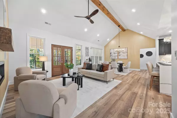 Charlotte, NC 28214,8946 Fallsdale DR