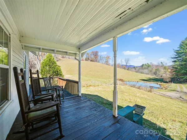 Green Mountain, NC 28740,321 Lyle LN