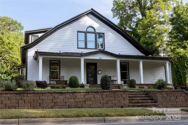 311 S Academy ST, Mooresville, NC 28115