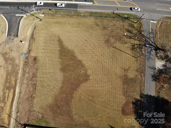 Charlotte, NC 28273,4402 Riverdale DR