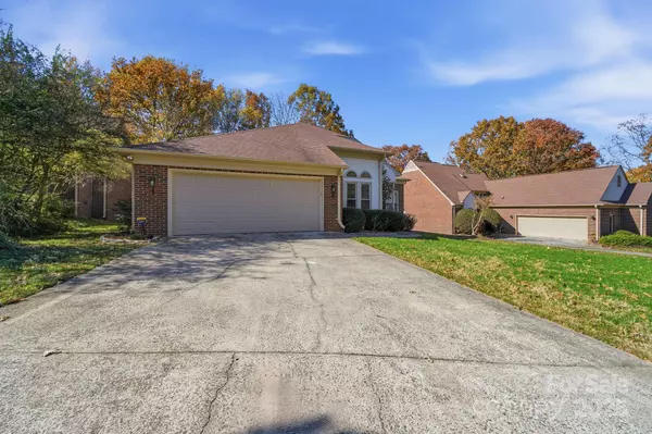 Charlotte, NC 28226,5204 Tedorill LN