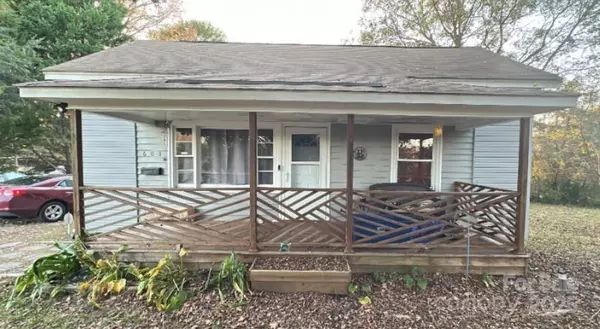 603 Old North Main ST, Clover, SC 29710