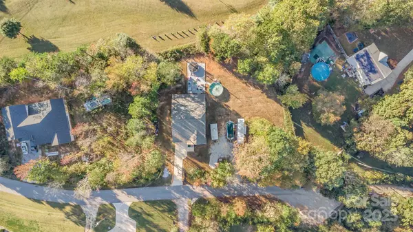 Cleveland, NC 27013,123 Pleasant Creek DR