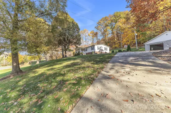 Taylorsville, NC 28681,186 Rocky Face Church RD