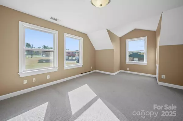 Monroe, NC 28112,315 S Sutherland AVE