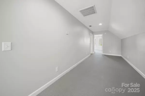 Monroe, NC 28112,315 S Sutherland AVE