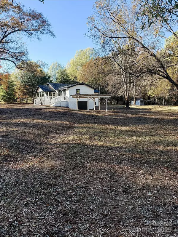 Mount Gilead, NC 27306,537 Maske RD