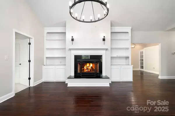 Swannanoa, NC 28778,62 Mackenzie WAY