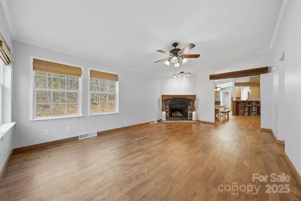 Lenoir, NC 28645,3066 Hartley Kincaid PL