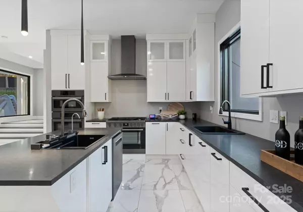 Charlotte, NC 28210,4129 Carnoustie LN