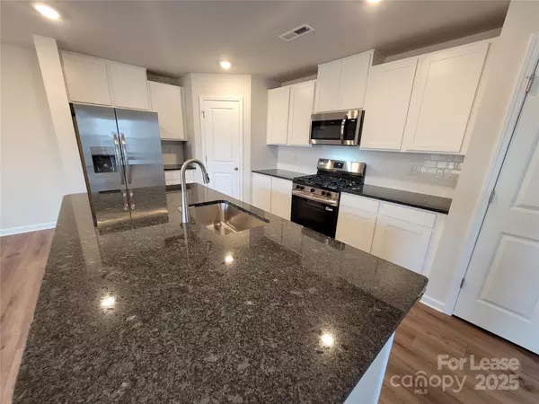 Statesville, NC 28625,124 Rock AVE