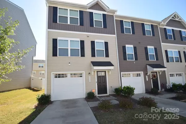 8020 Lanyard TER, Charlotte, NC 28269