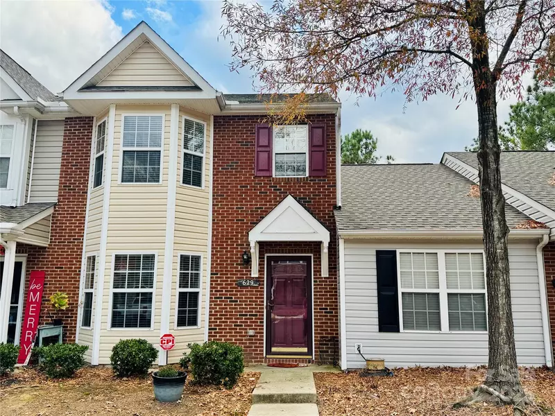 629 Gelderland DR, Matthews, NC 28104