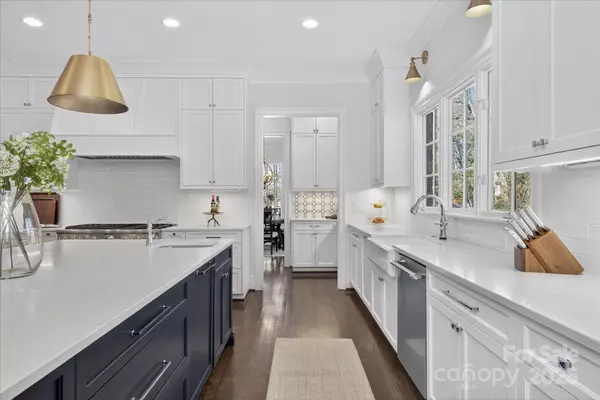 Charlotte, NC 28211,4110 Tangle DR