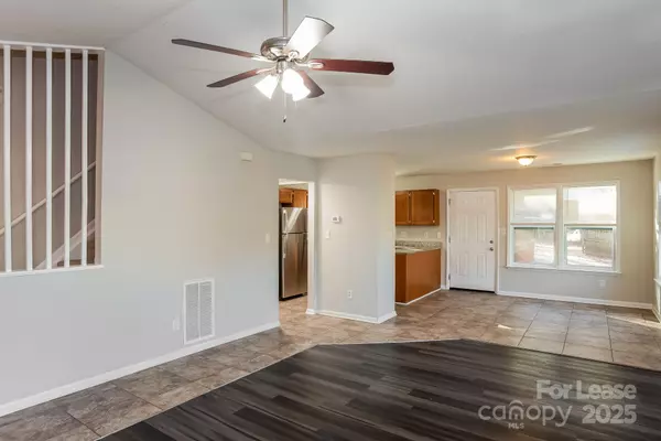 Charlotte, NC 28227,5400 Leaford CT