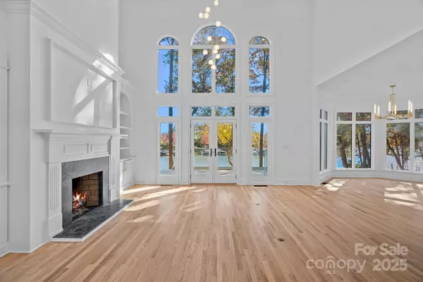 Cornelius, NC 28031,16624 Flying Jib RD